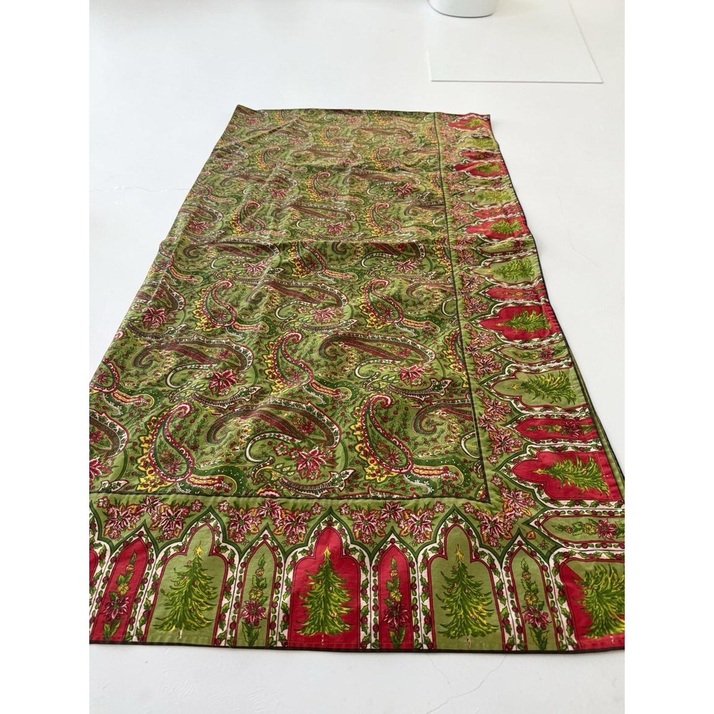 April Cornell Christmas Tablecloth 60x120 Green Paisley Tree Border 100% Cotton